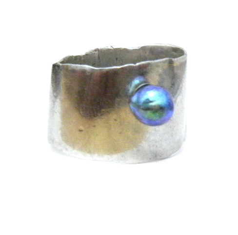 Blue Vietnam Akoya Pearl set on a Deep Stirling Silver Band Ring